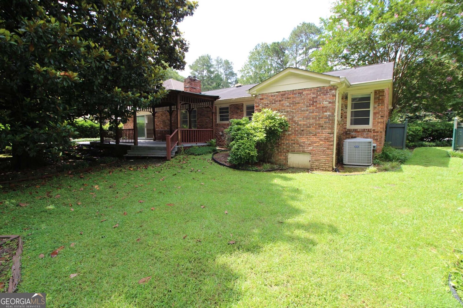 742 Starlight Court Sandy Springs - 41