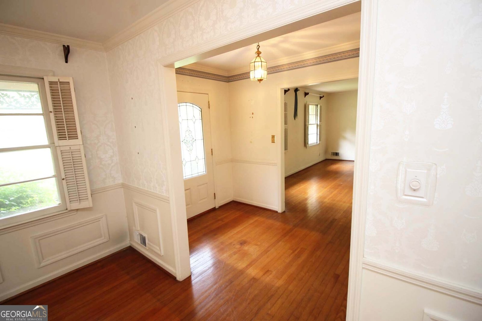 742 Starlight Court Sandy Springs - 7