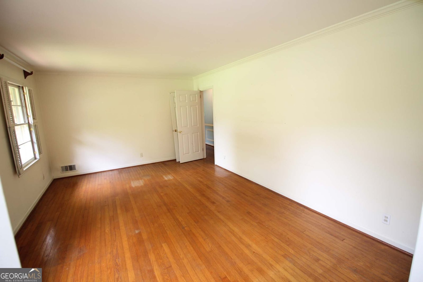 742 Starlight Court Sandy Springs - 9
