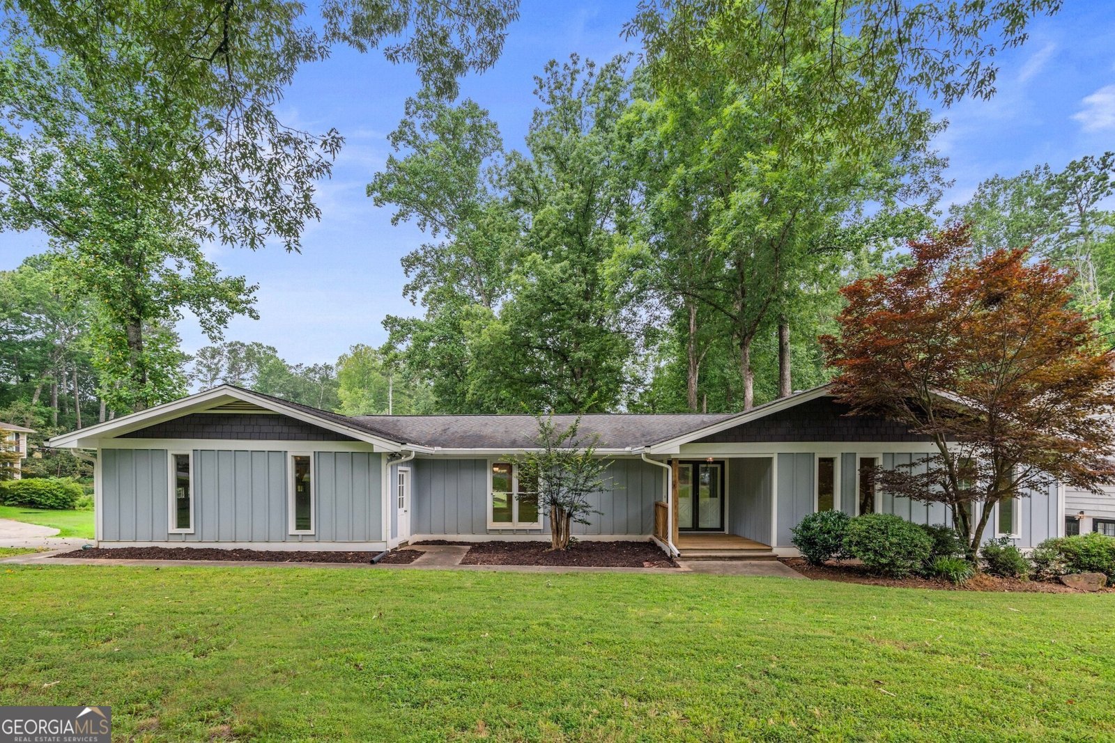 4370 Mabry Lane Roswell - 1