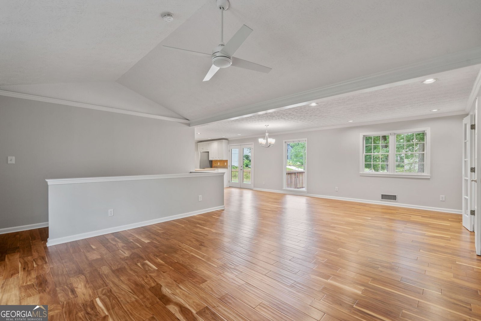 4370 Mabry Lane Roswell - 10