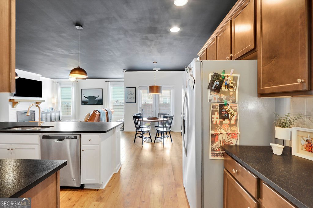 5516 Garens Way Flowery Branch - 10