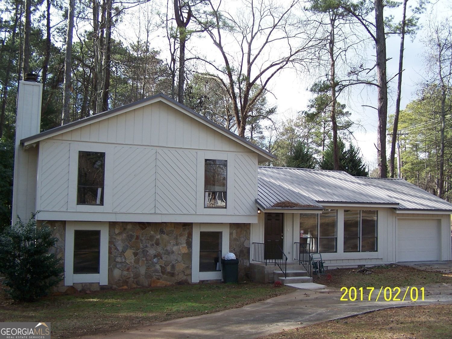 3447 Stonewall Drive Kennesaw - 1