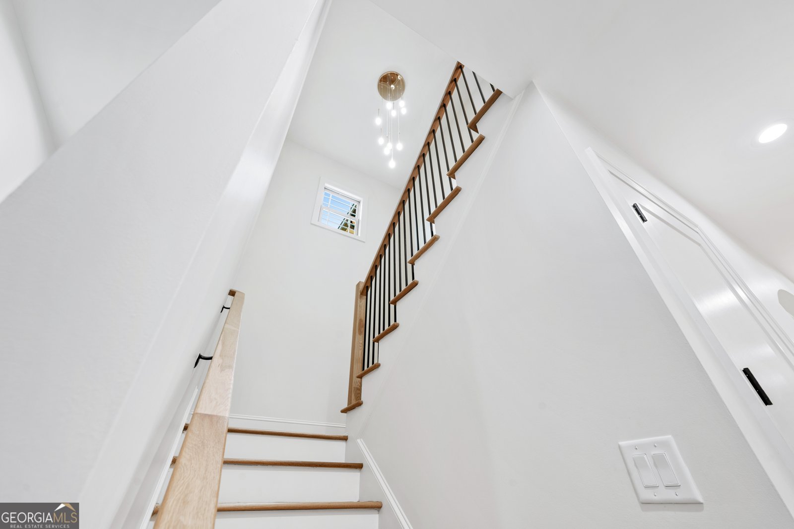 4563 FAWN Path Gainesville - 33
