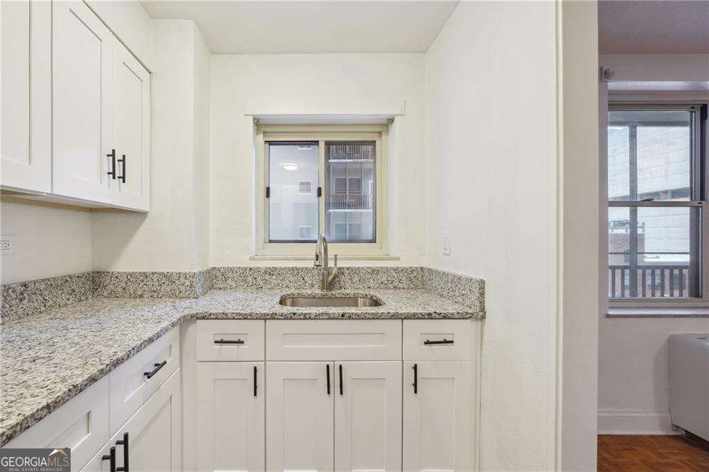 300 Peachtree Street Atlanta - 10