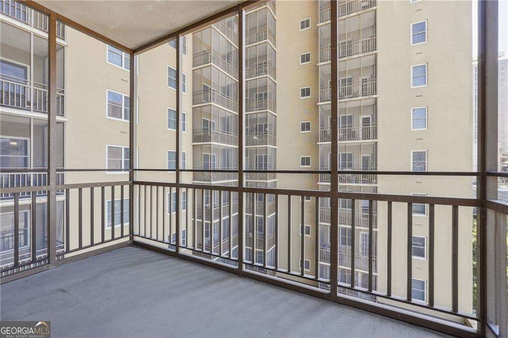 300 Peachtree Street Atlanta - 22