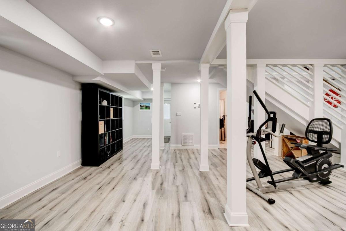 2200 Glendale Drive Atlanta - 27