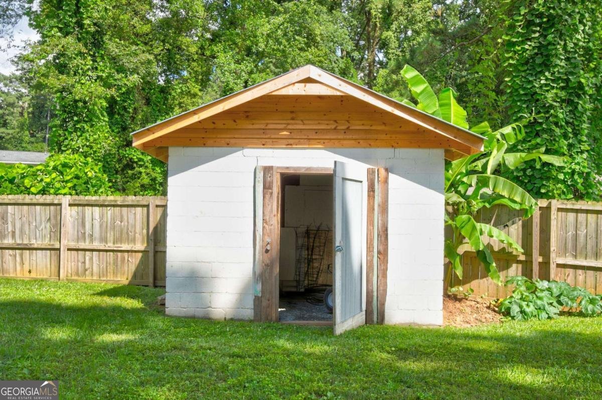 2200 Glendale Drive Atlanta - 43