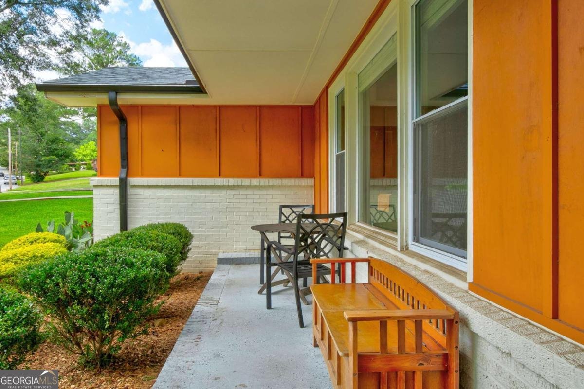 2200 Glendale Drive Atlanta - 48