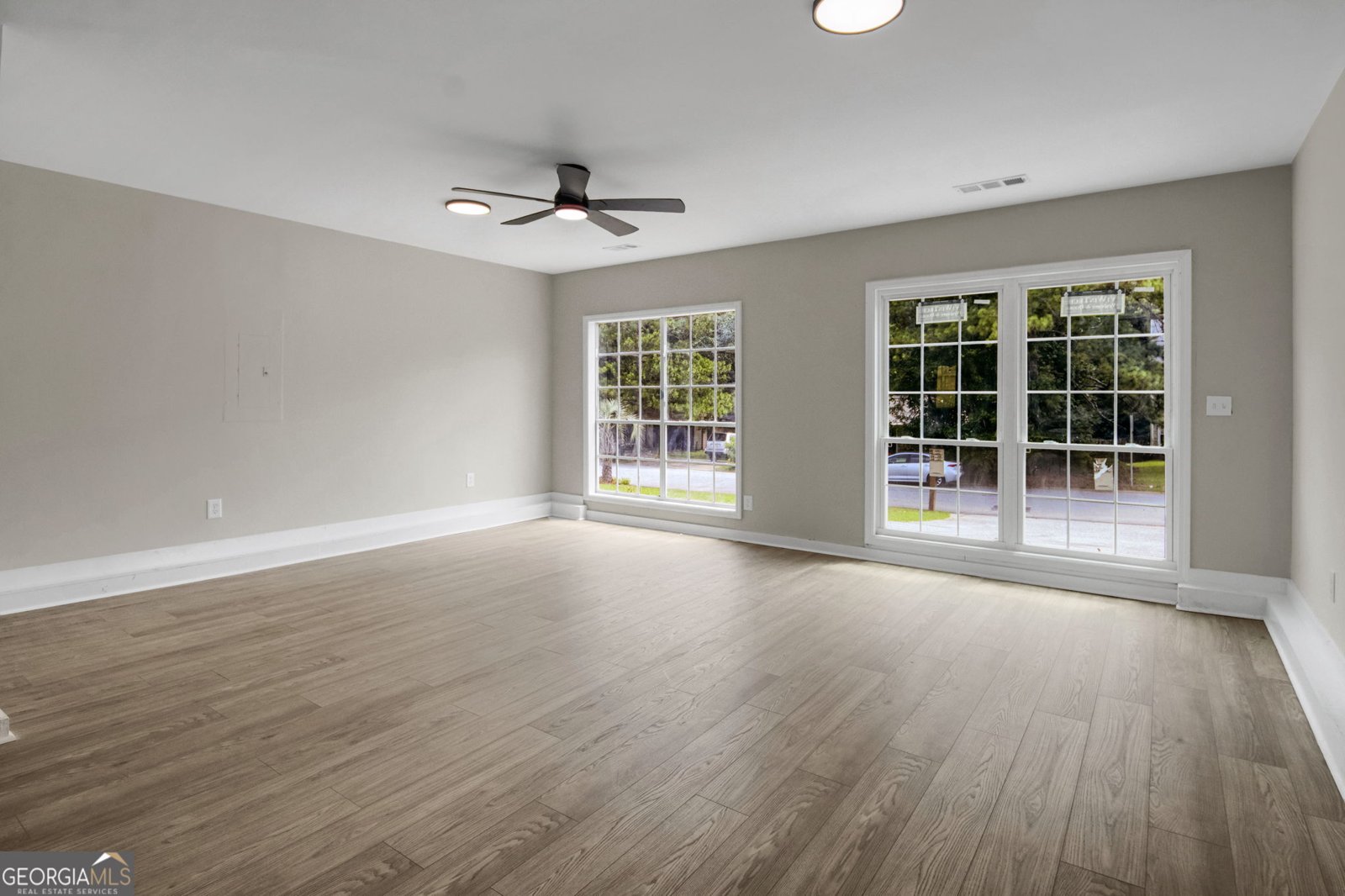 8689 Cedar Creek Ridge Riverdale - 11