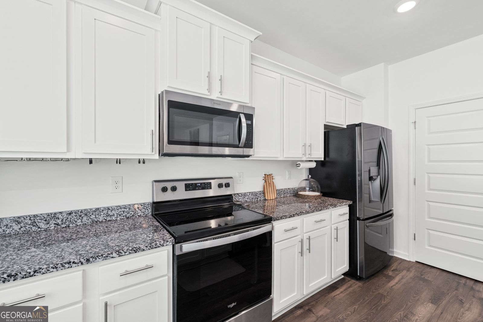 221 Sullivan Street Hampton - 14