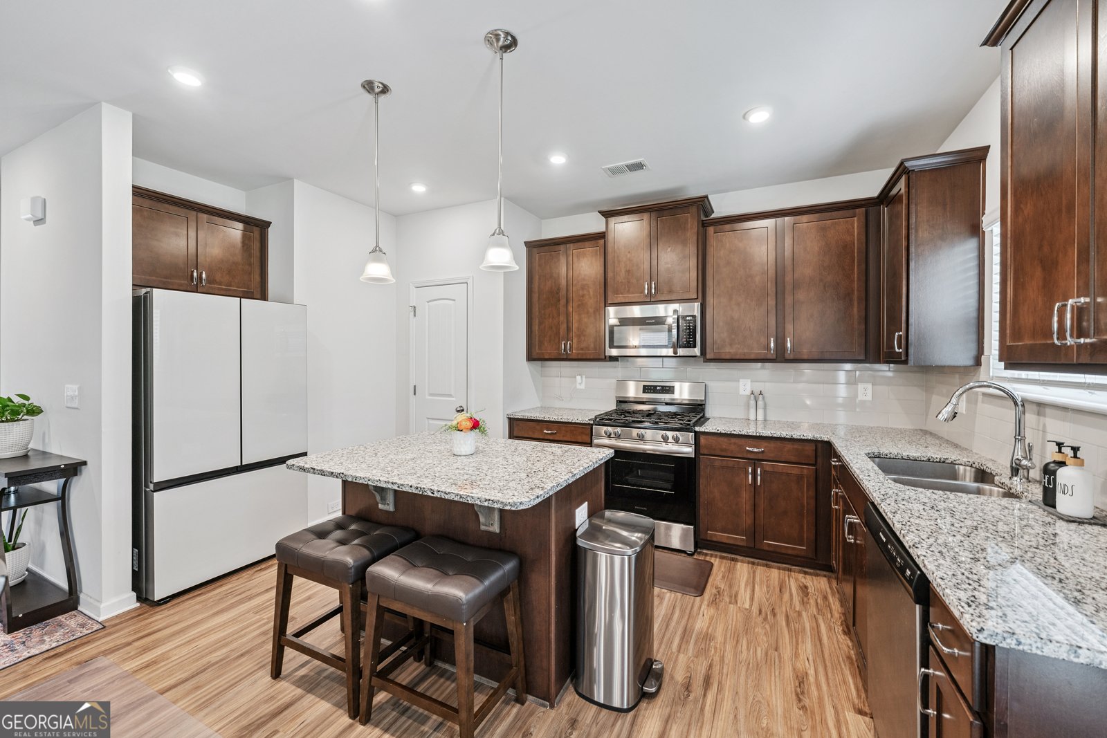 305 Knights Ct Canton - 9