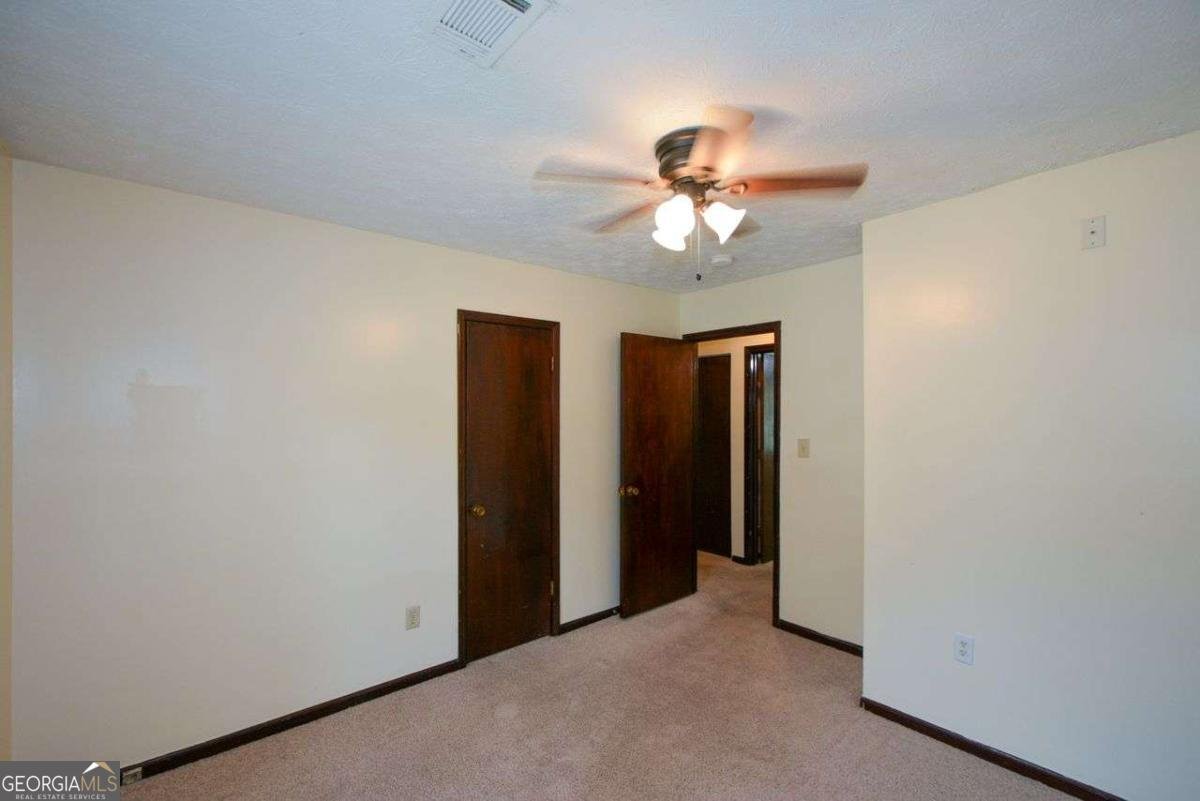 1070 Salisbury Trail Riverdale - 21