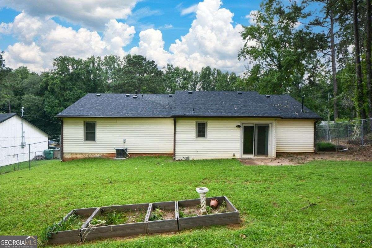 1070 Salisbury Trail Riverdale - 28