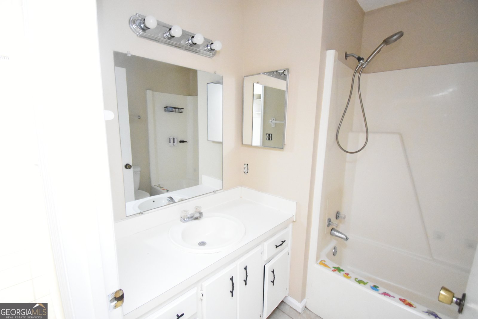 556 Chateau Circle St. Marys - 11