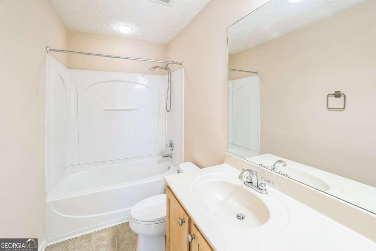7567 Waverly Loop Fairburn - 20