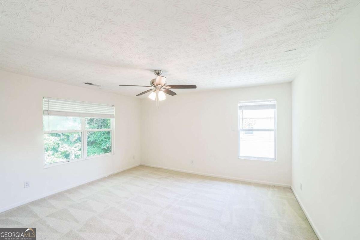 7567 Waverly Loop Fairburn - 23