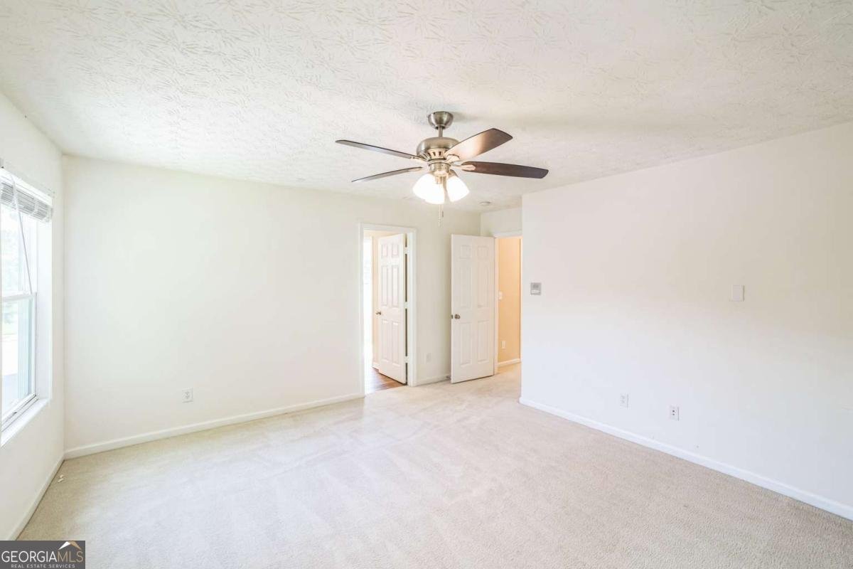 7567 Waverly Loop Fairburn - 24