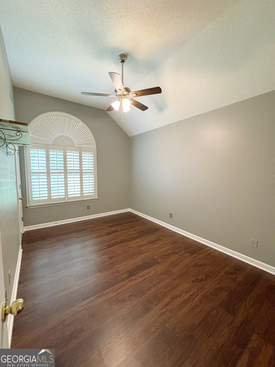60 Grange Court Sharpsburg - 21