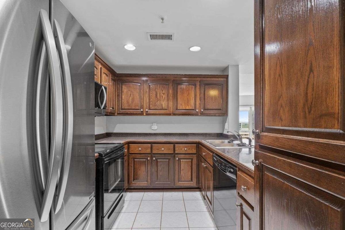 3475 Oak Valley Road Atlanta - 25