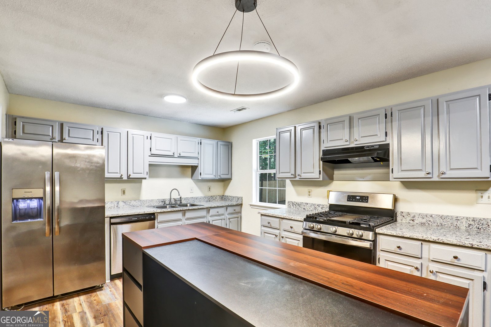 6211 Ward Road Union City - 11