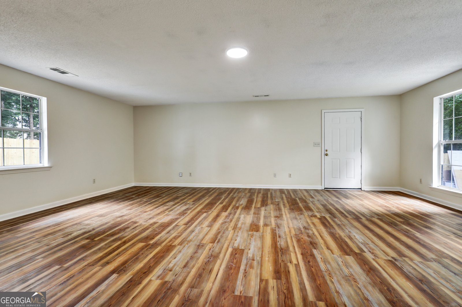 6211 Ward Road Union City - 12