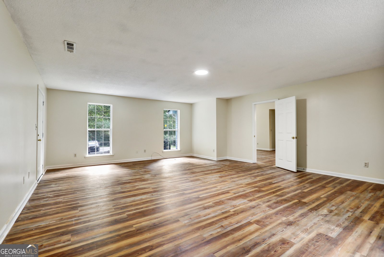 6211 Ward Road Union City - 14