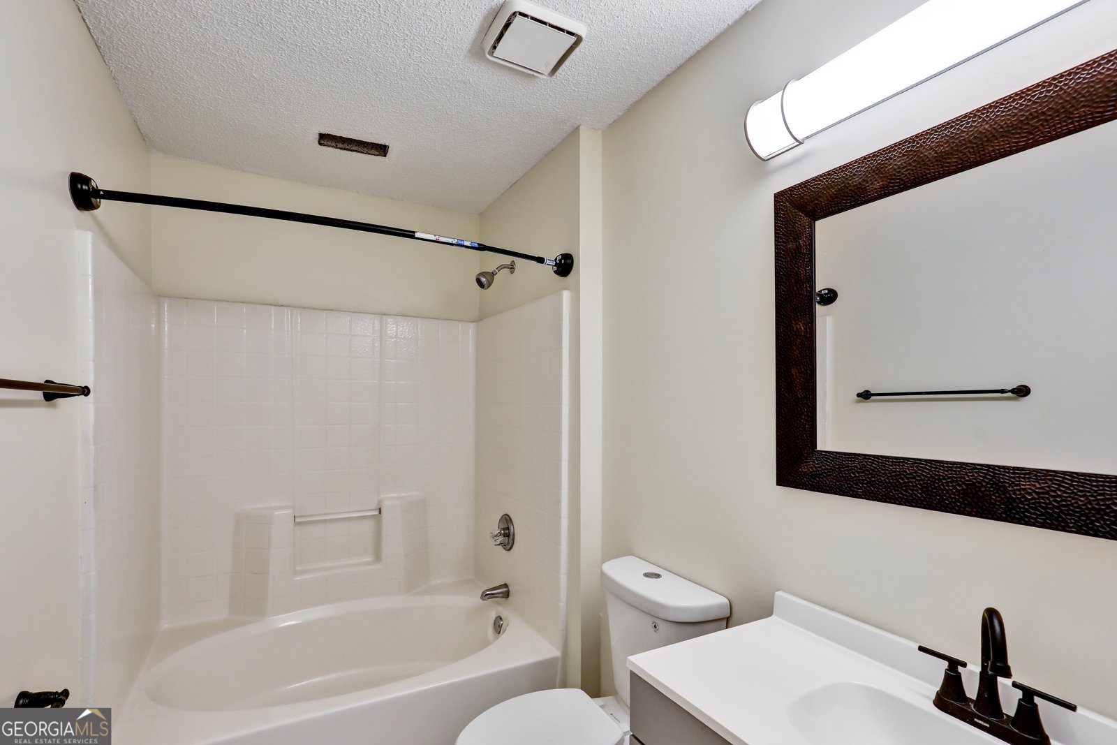 6211 Ward Road Union City - 27