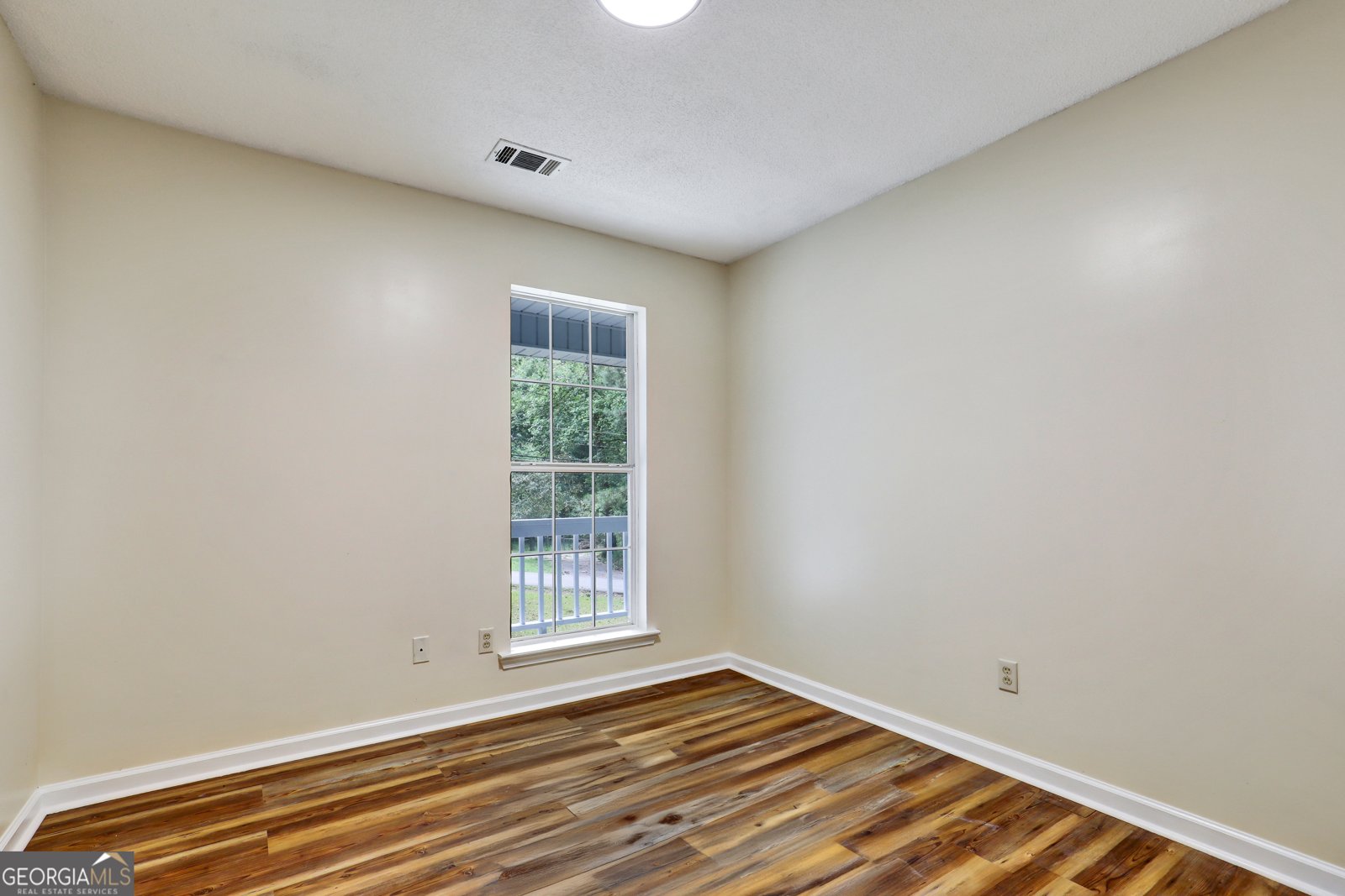6211 Ward Road Union City - 28