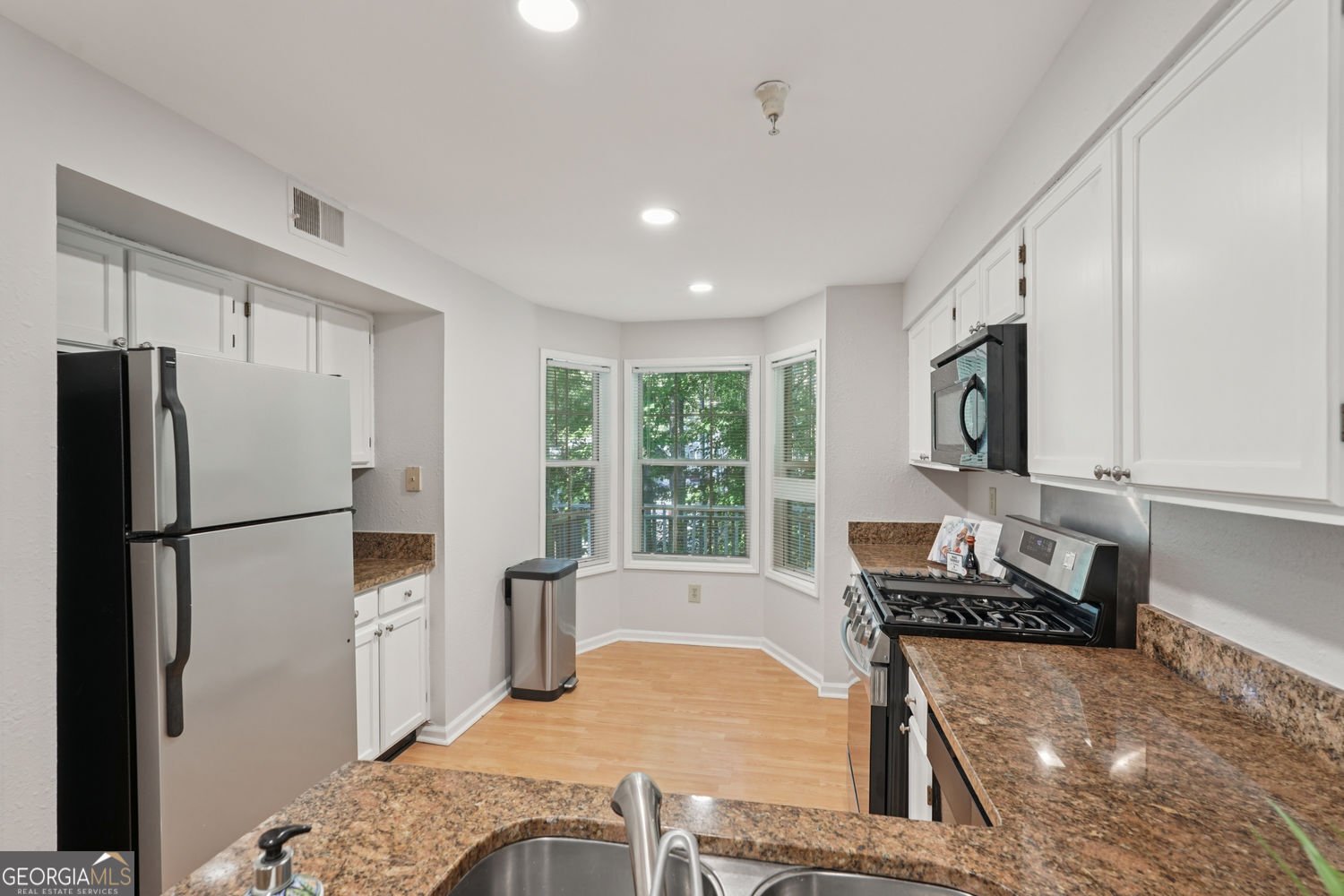 3961 Riverlook Parkway Marietta - 27