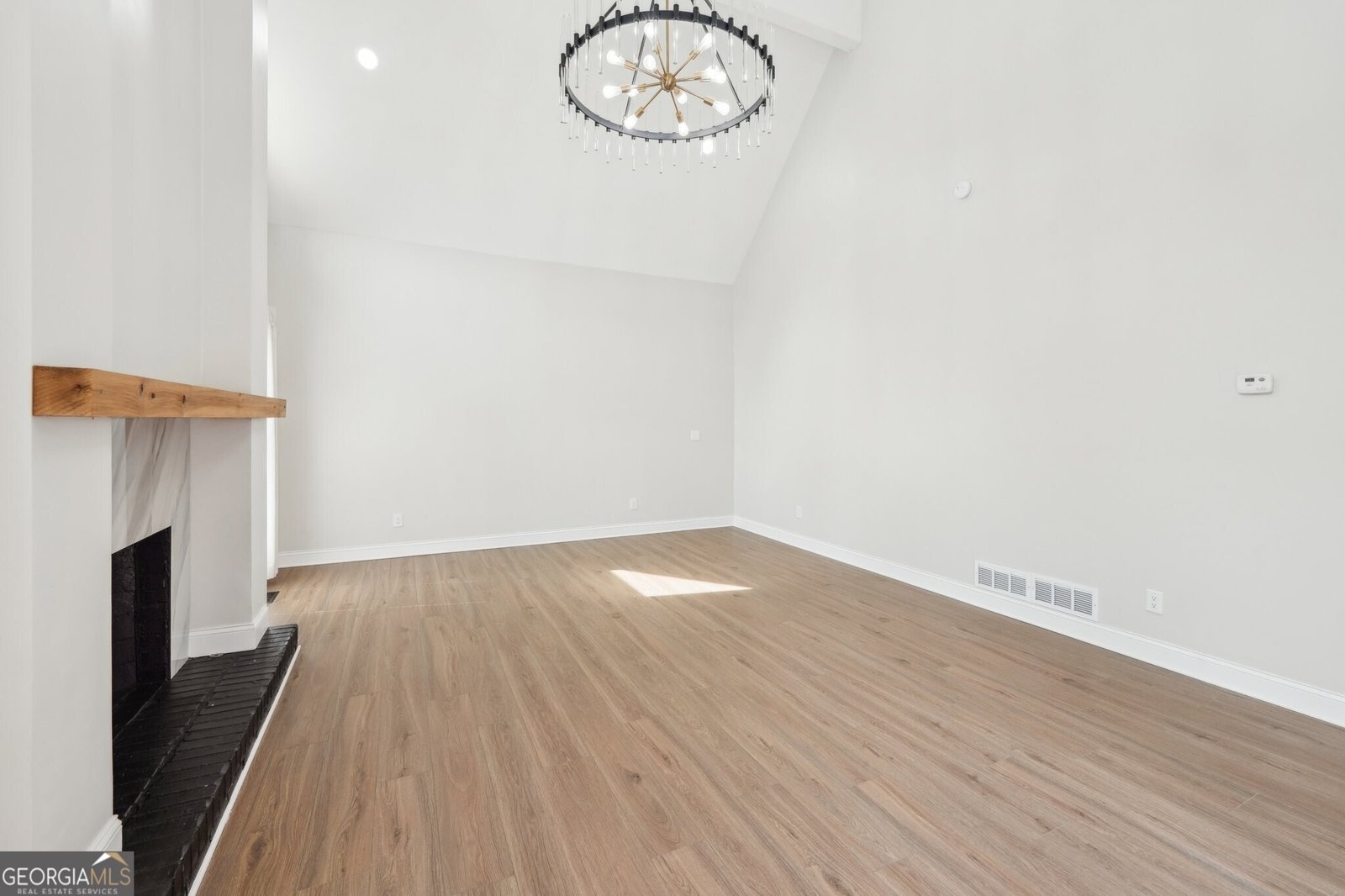 1600 Spring Arbor Court Lilburn - 8