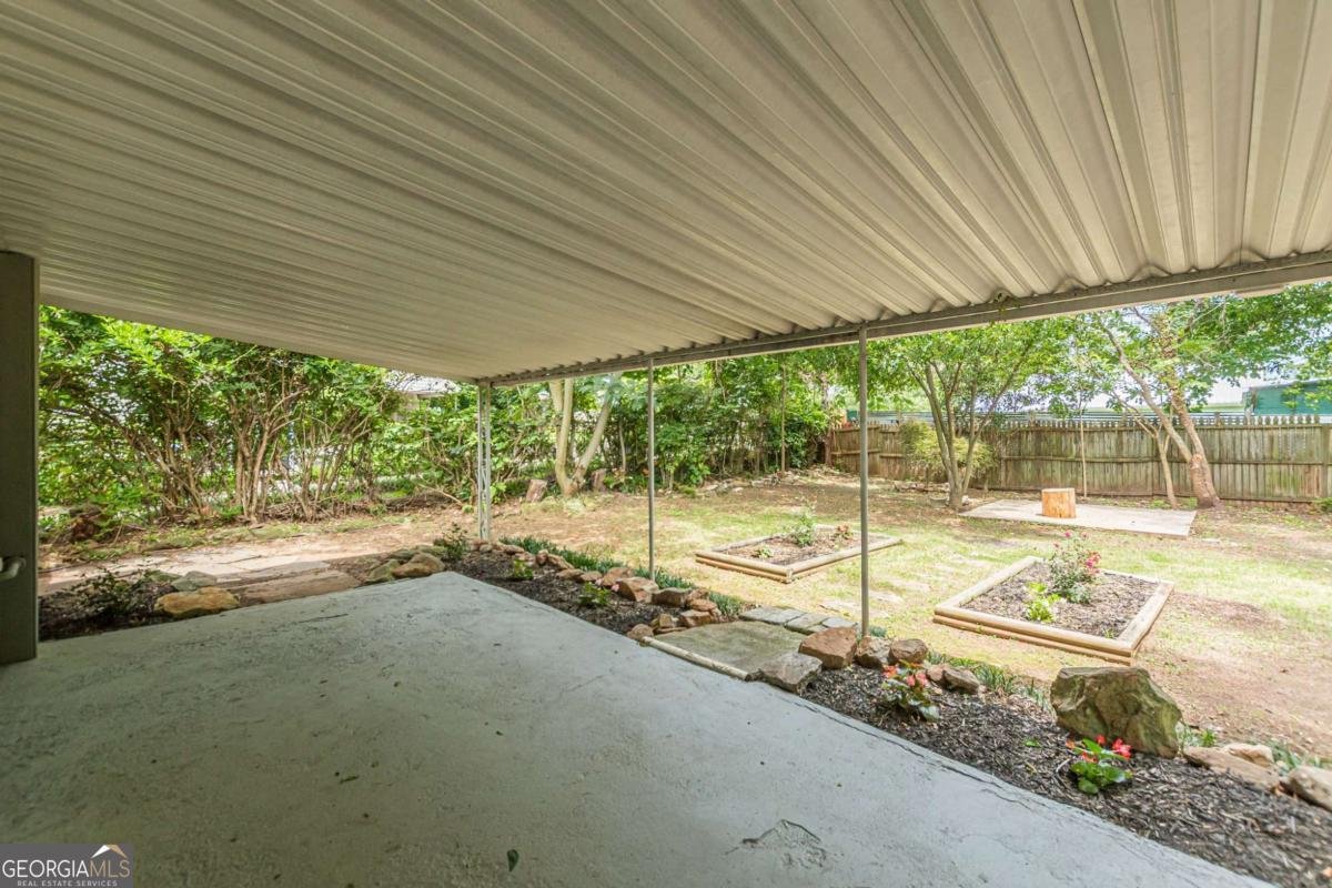 523 North Avenue Hapeville - 8