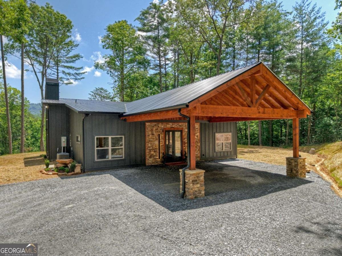 2461 Salem Road Mineral Bluff - 38