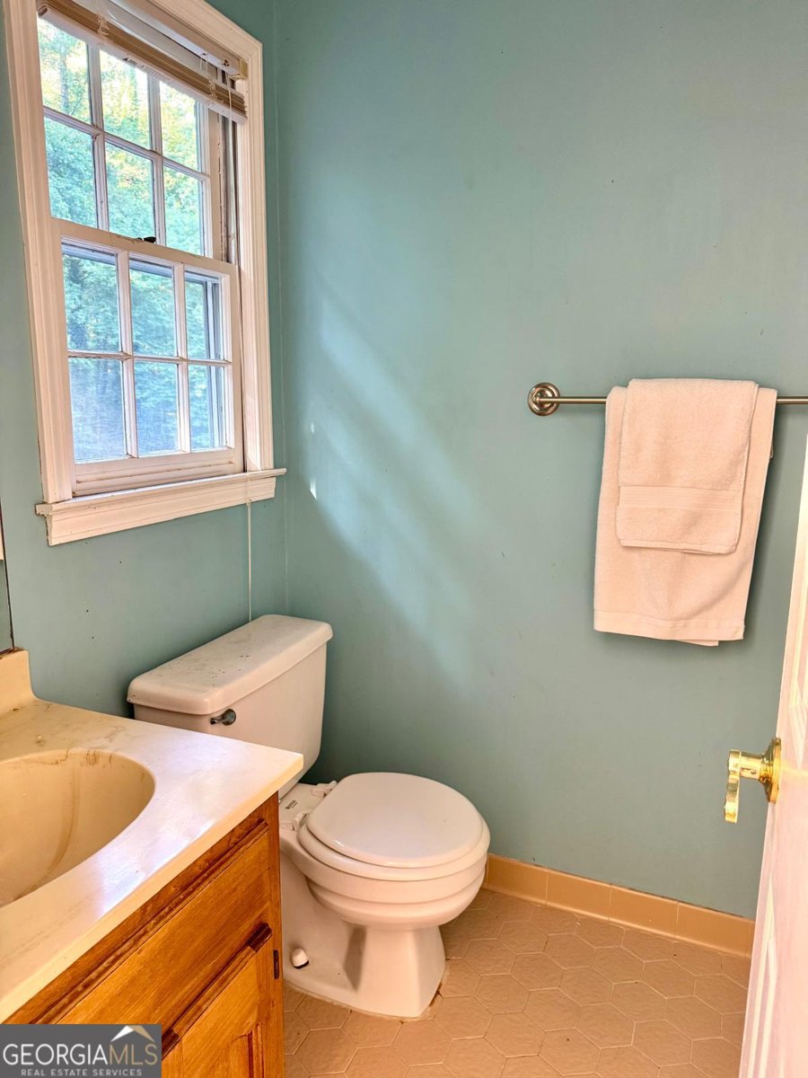 2825 Kinnett Drive Lilburn - 11