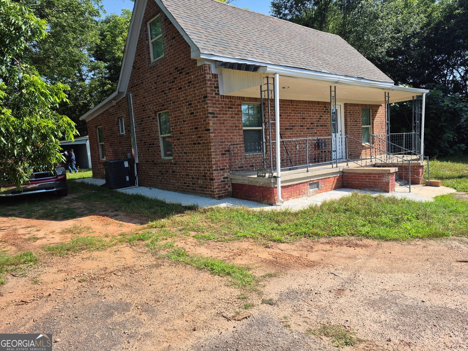 395 Elm Street Commerce - 1