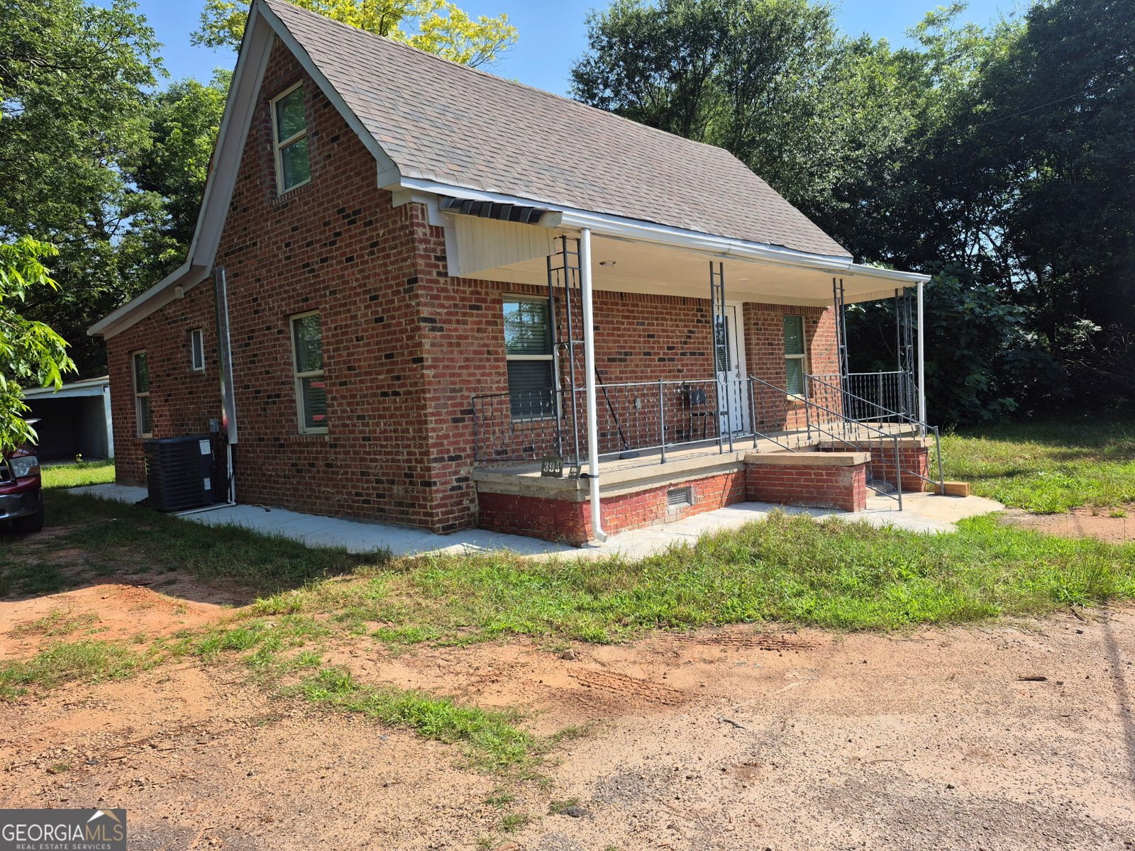 395 Elm Street Commerce - 2