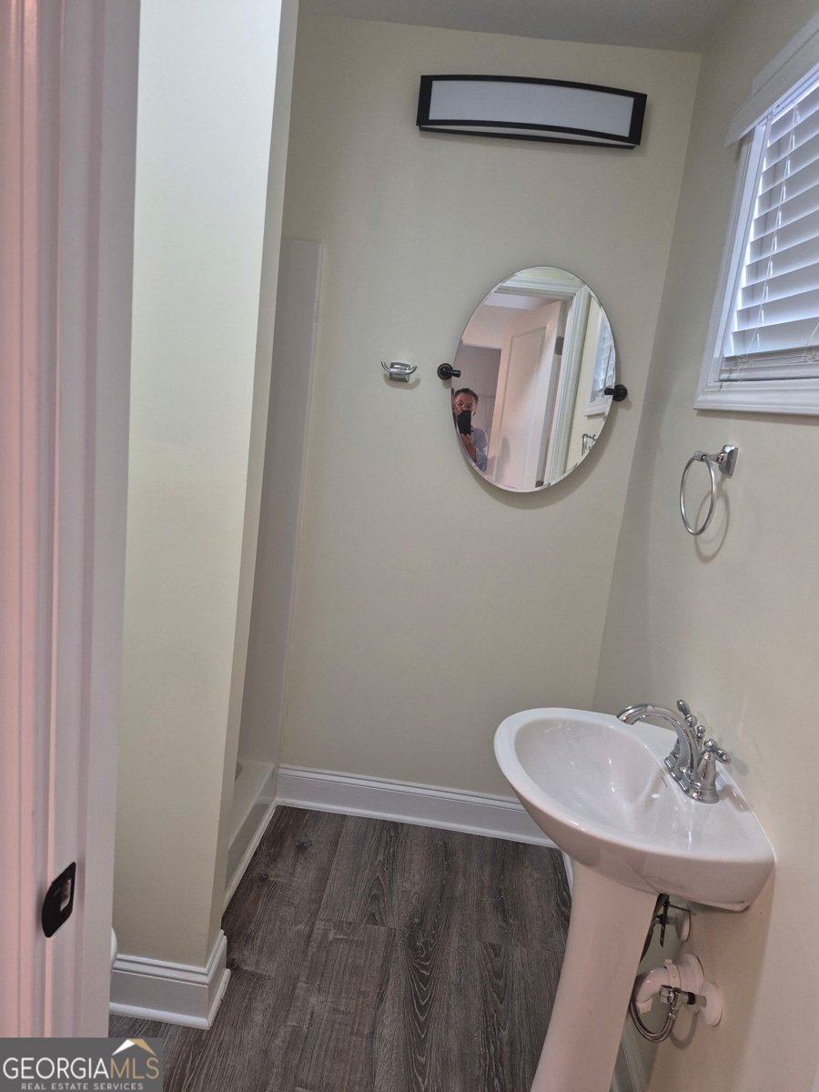 395 Elm Street Commerce - 8