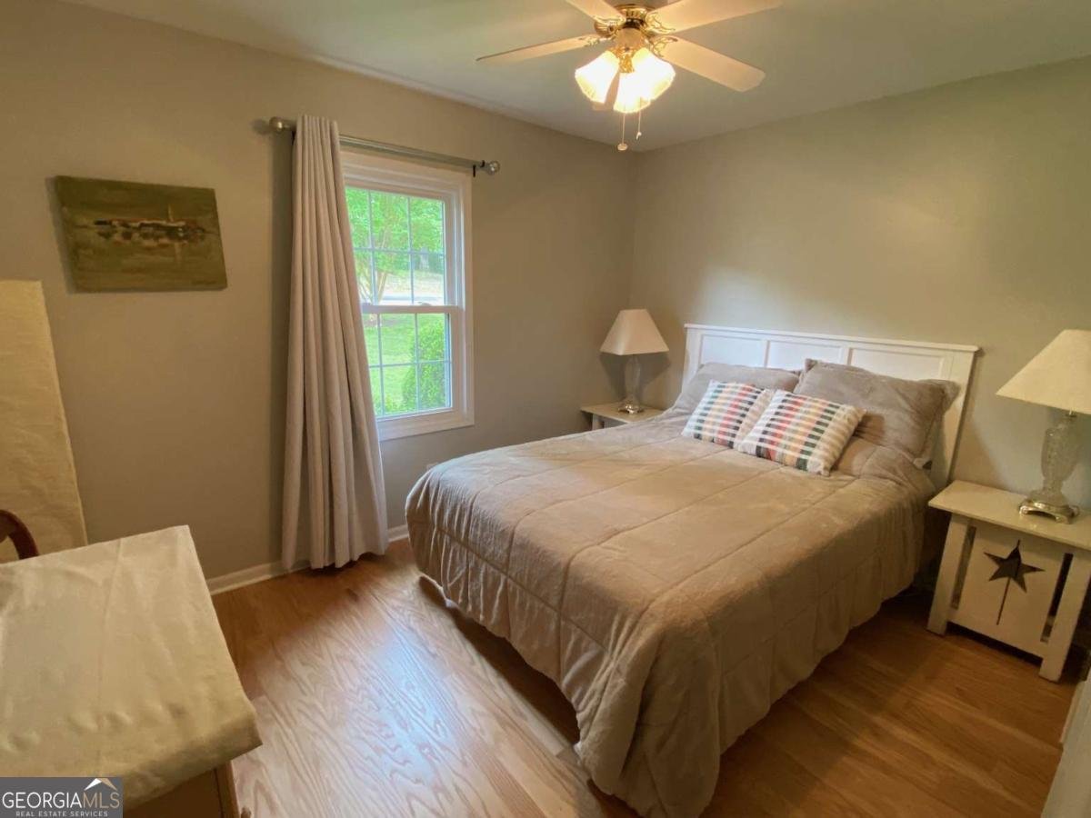 8048 Beachwood Drive Murrayville - 10