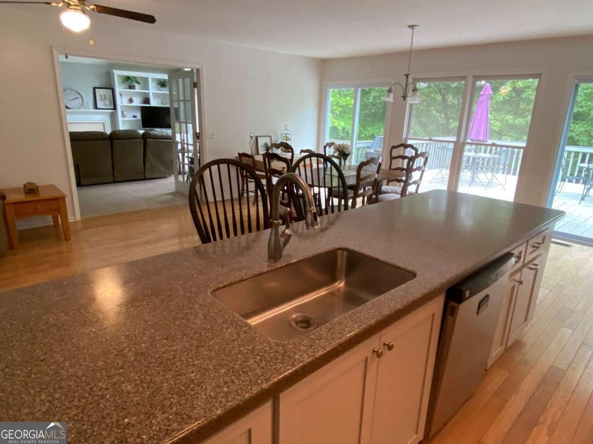 8048 Beachwood Drive Murrayville - 13