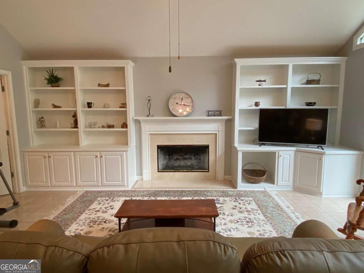 8048 Beachwood Drive Murrayville - 5