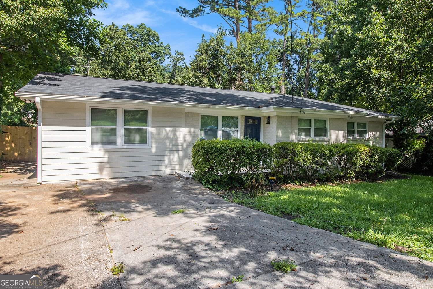 1975 Glenmar Drive Decatur - 2
