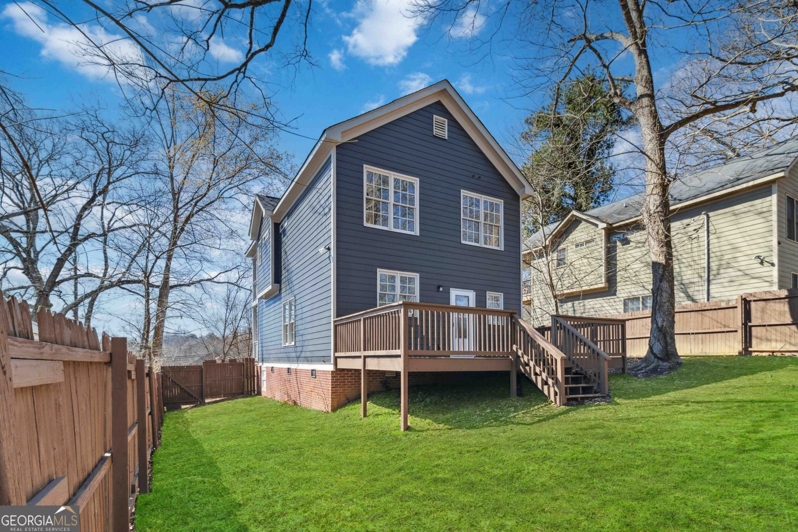 2395 Saint James Drive Atlanta - 28