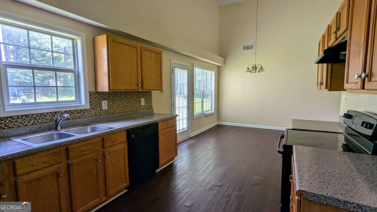 6572 Chestnut Oaks Ridge Lithonia - 7