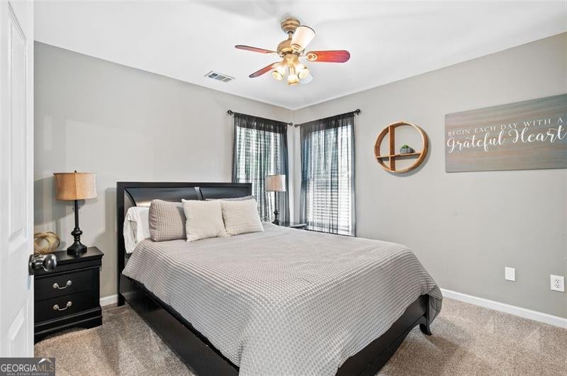 1015 LEGACY Woodstock - 30