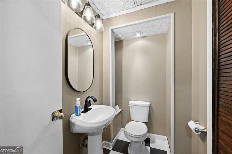 1015 LEGACY Woodstock - 40