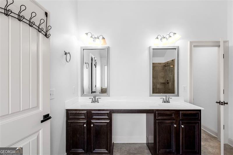908 RAINSONG Braselton - 41