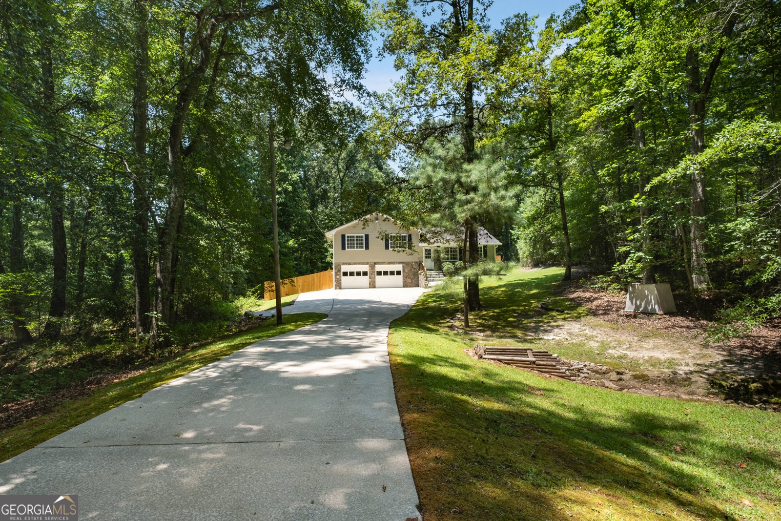 75 Tipperary Trail Sharpsburg - 2