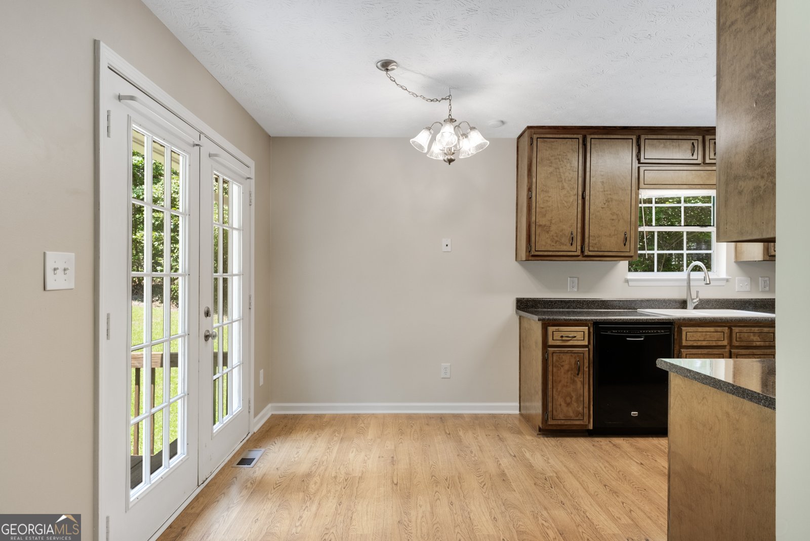 75 Tipperary Trail Sharpsburg - 9