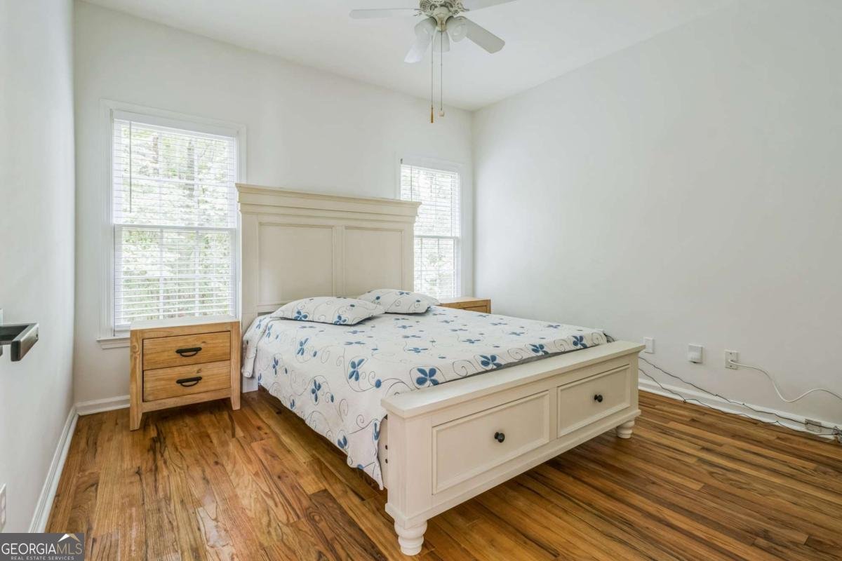 1625 Hawkins Cove Trail Roswell - 17