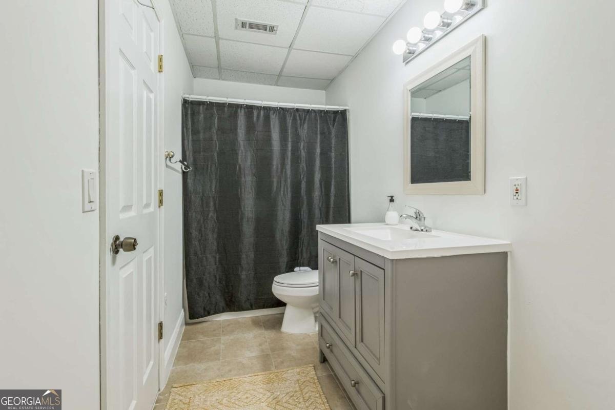 1625 Hawkins Cove Trail Roswell - 29